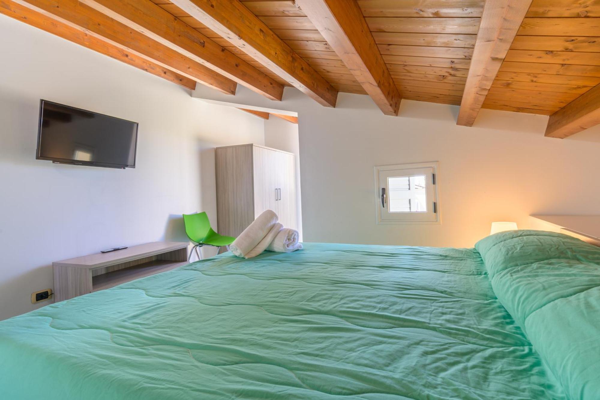 Archimede, Appartamento Con Vista In Centro A Marina Di Ragusa Eksteriør billede